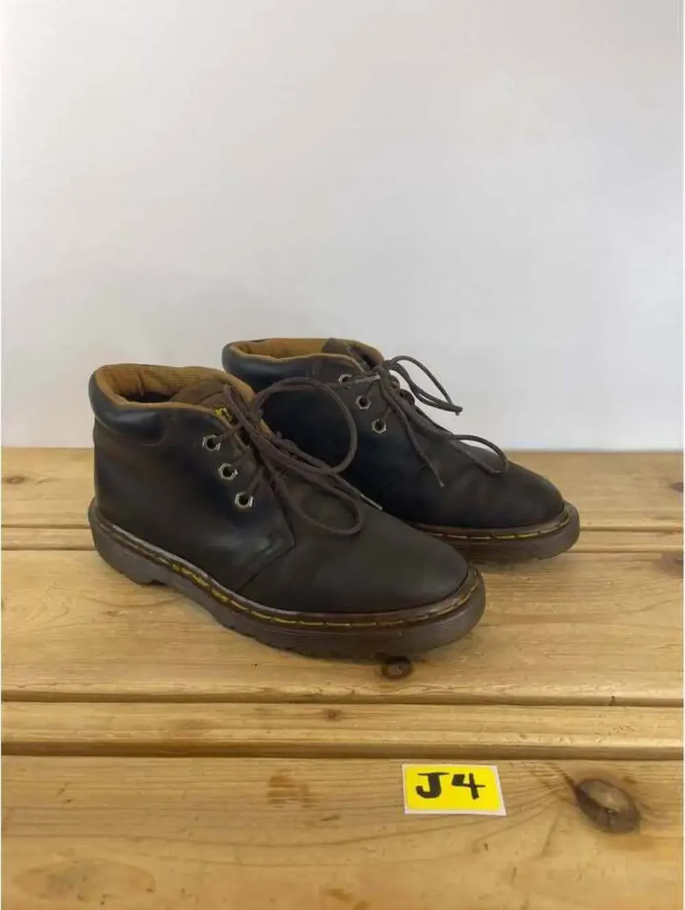 Vintage Dr. Martens 8957 Made in England Brown Leather Chukka Boots UK 6 US W8